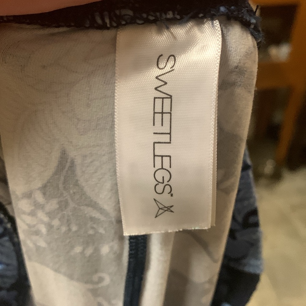 Blue Printed Sweetlegs - Picture 5 of 7